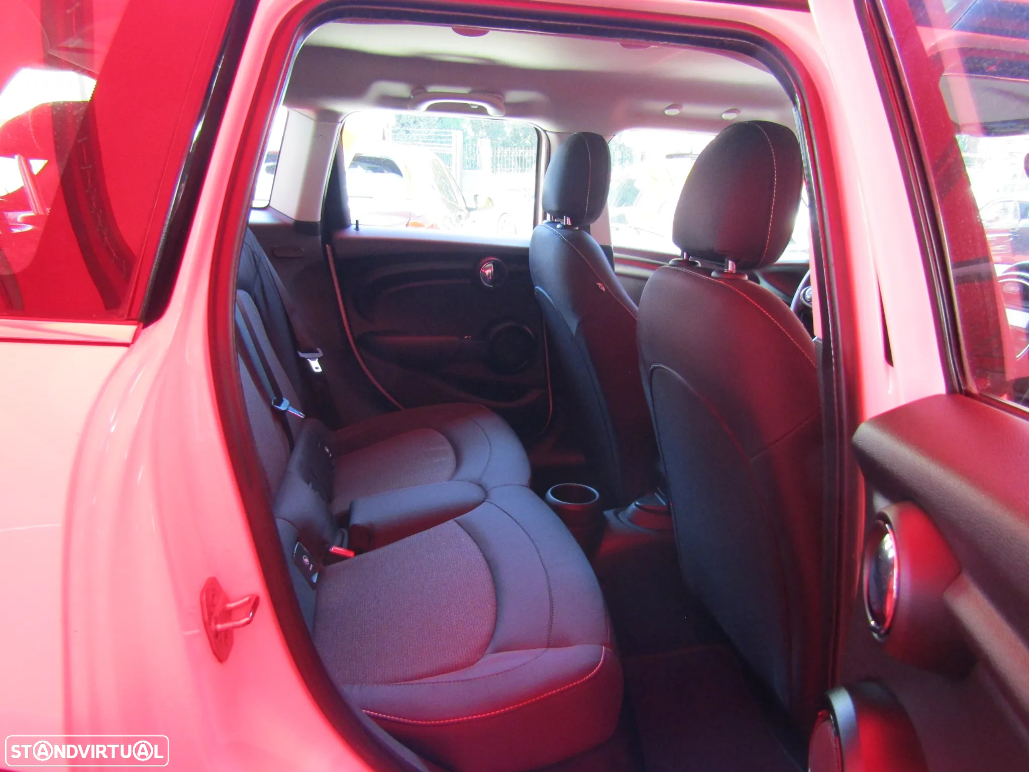 MINI 5 Portas One D - 10