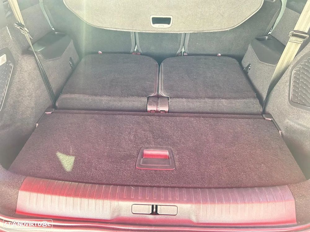 Peugeot 5008 Hybrid 145 e-DSC6 Allure - 24