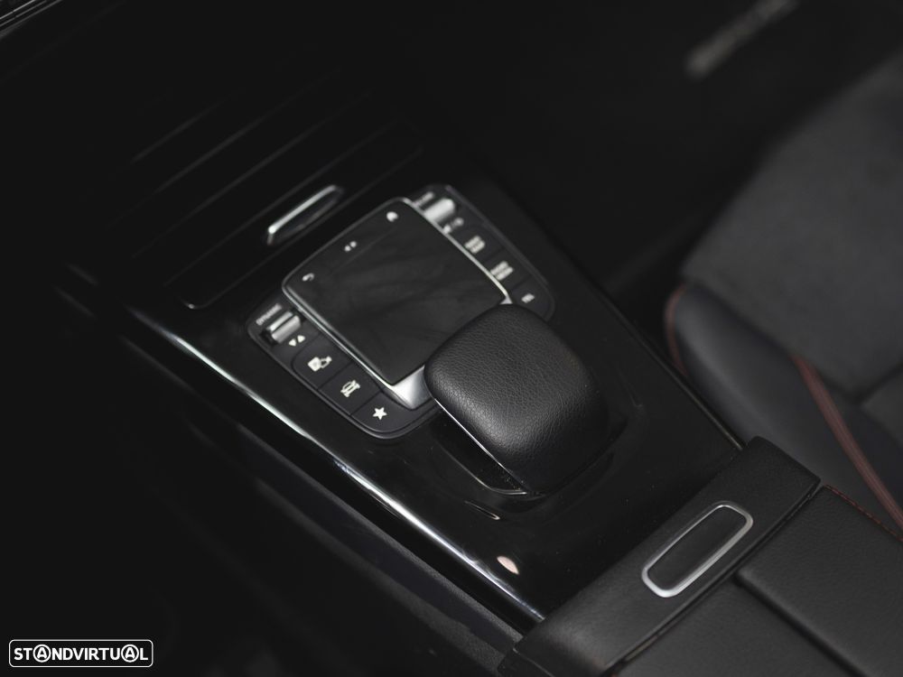 Mercedes-Benz A 180 d AMG Line Aut. - 24