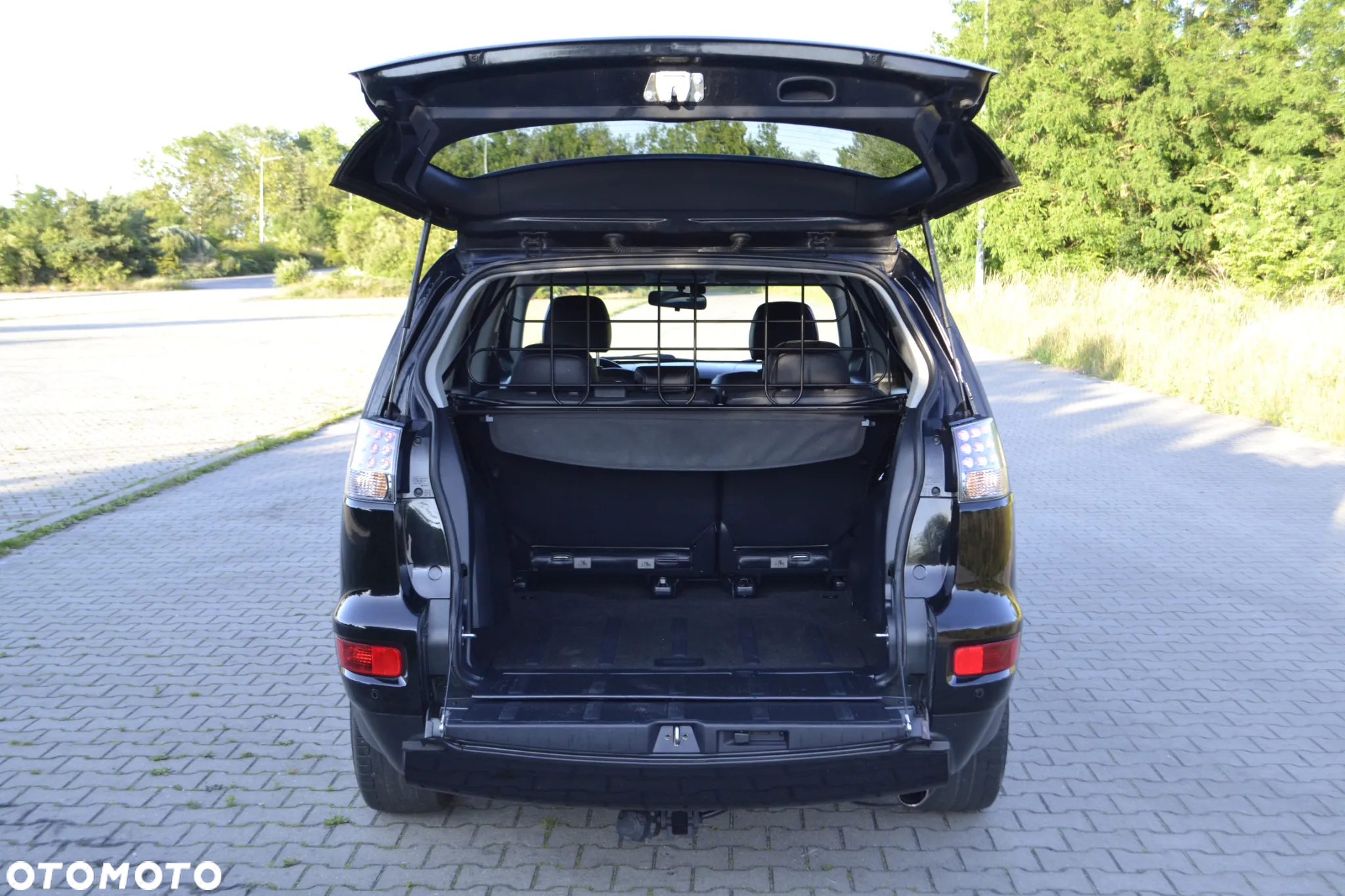 Mitsubishi Outlander 2.0 Intense 2WD EU5 - 8