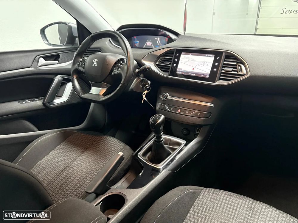 Peugeot 308 1.2 PureTech Access P.Business - 8