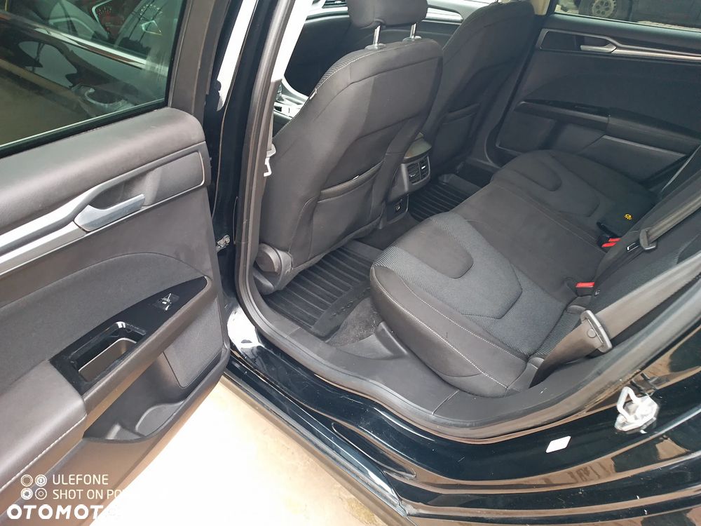 Ford Mondeo 2.0 TDCi Titanium PowerShift - 4