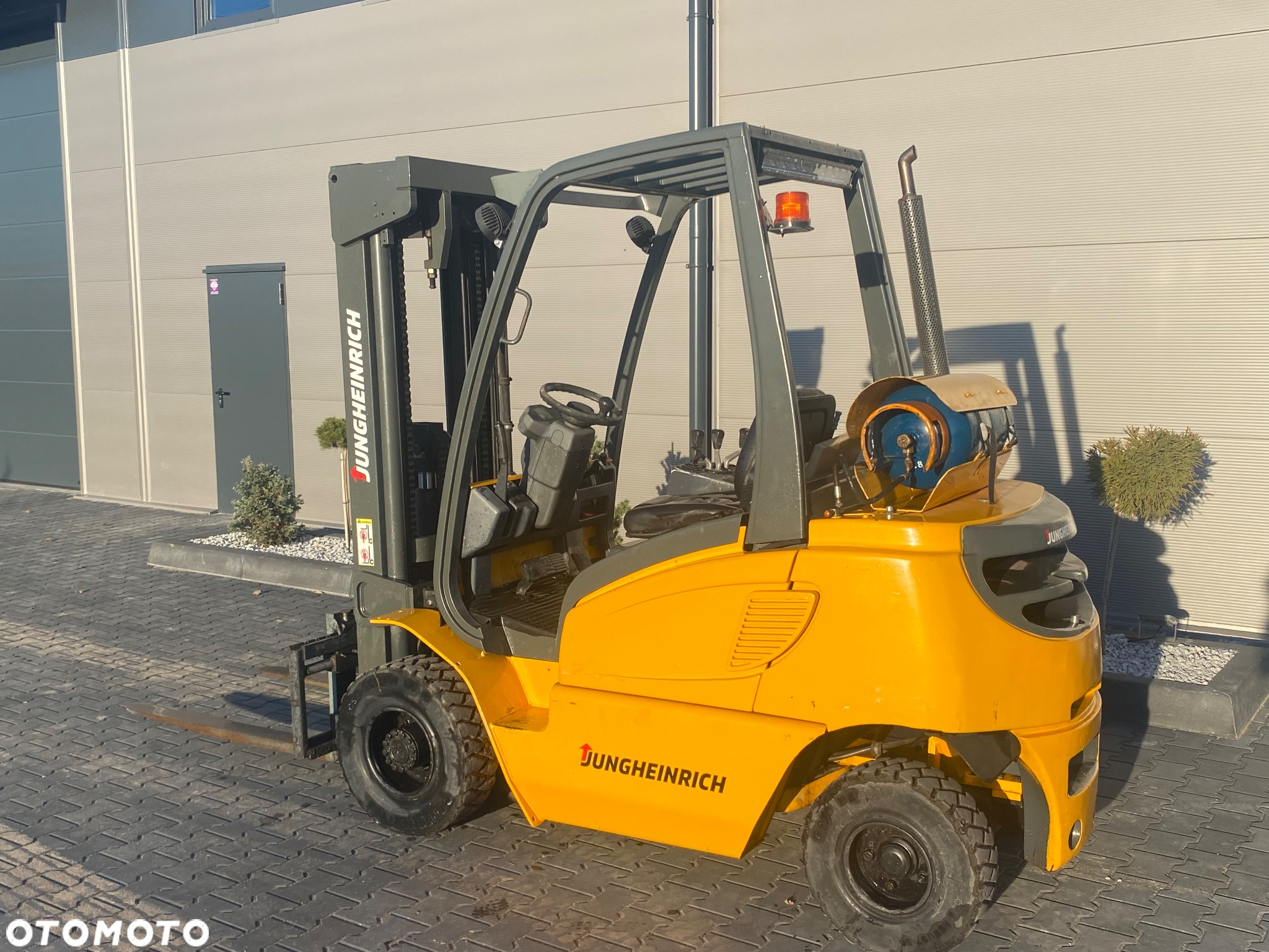 Jungheinrich TFG 25 BK - 6