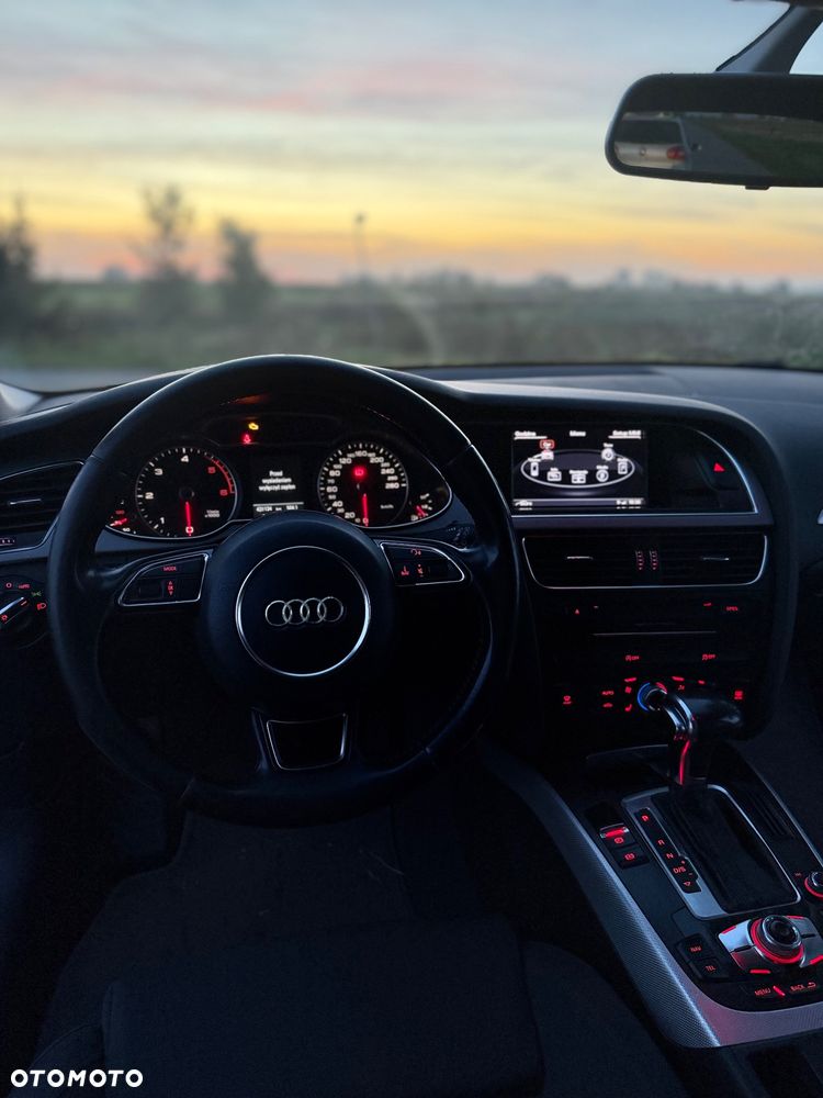 Audi A4 Avant 2.0 TDI Multitronic - 8