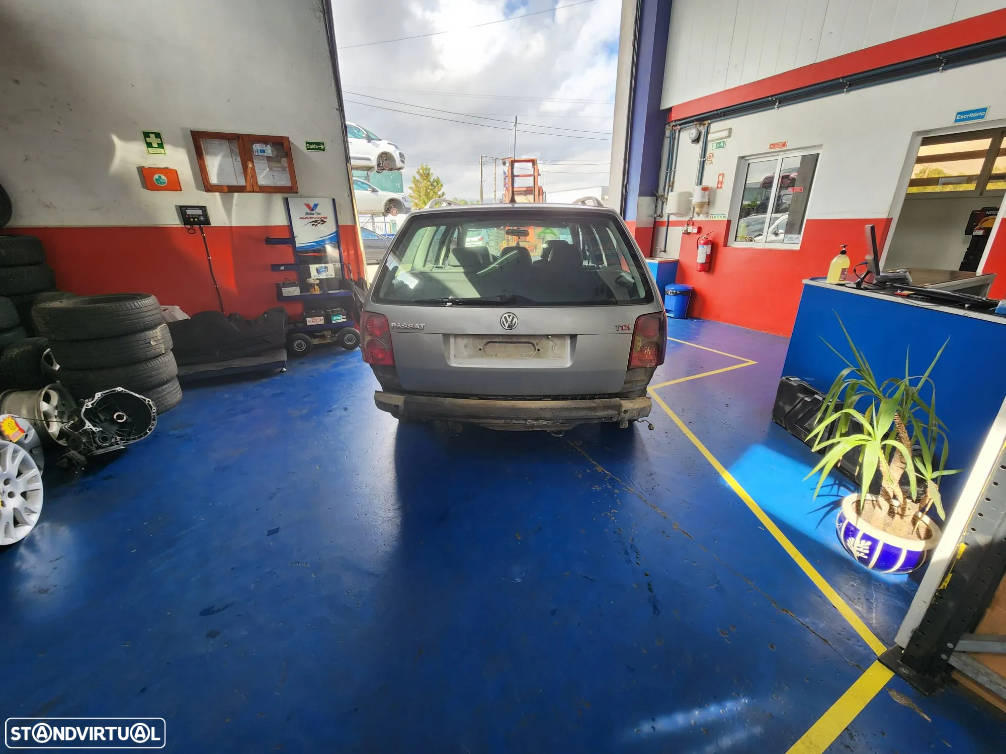 Volkswagen Passat B5.5 1.9 TDI de 2002 ás peças. - 3