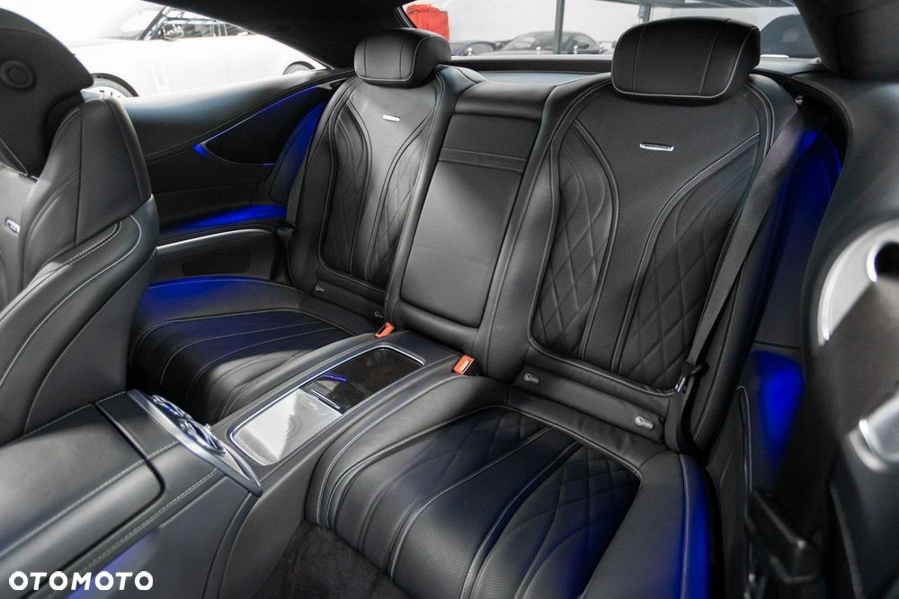 Mercedes-Benz Klasa S 63 AMG Coupe 4-Matic - 24