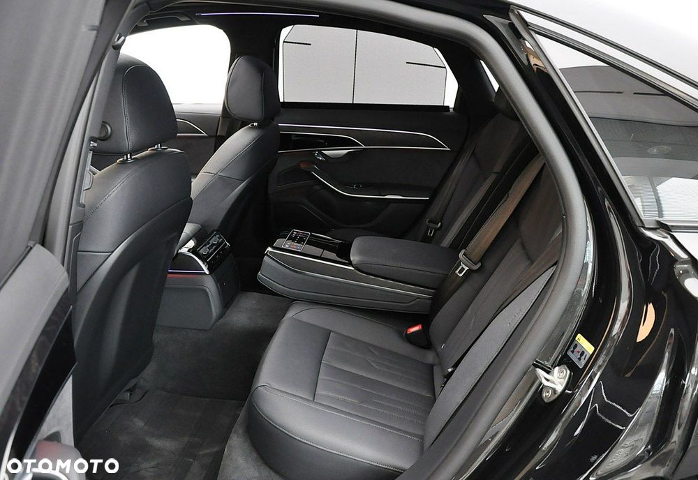 Audi A8 - 25