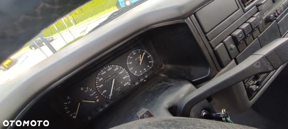 Volkswagen Transporter - 18