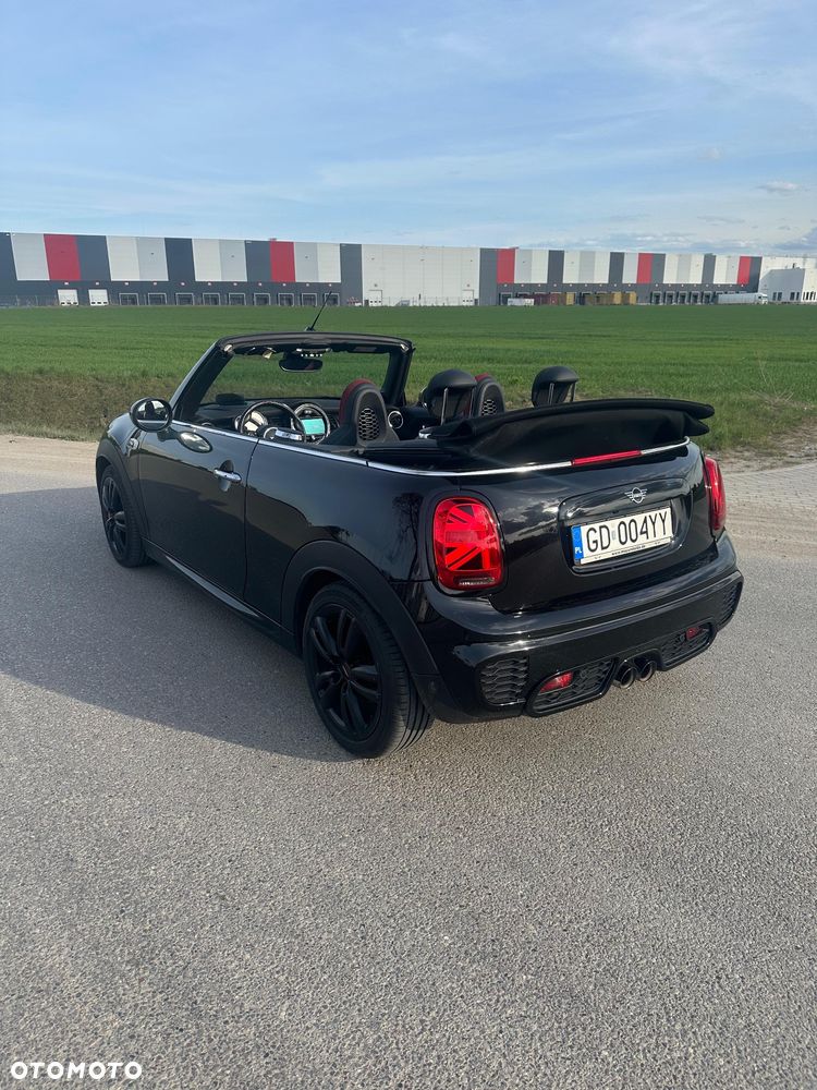 MINI John Cooper Works - 4