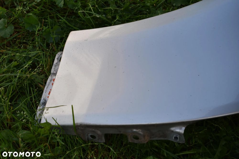 AUDI A8 D3 BŁOTNIK PRAWY PRZEDNI PRZÓD LY7W SREBRNY - 10