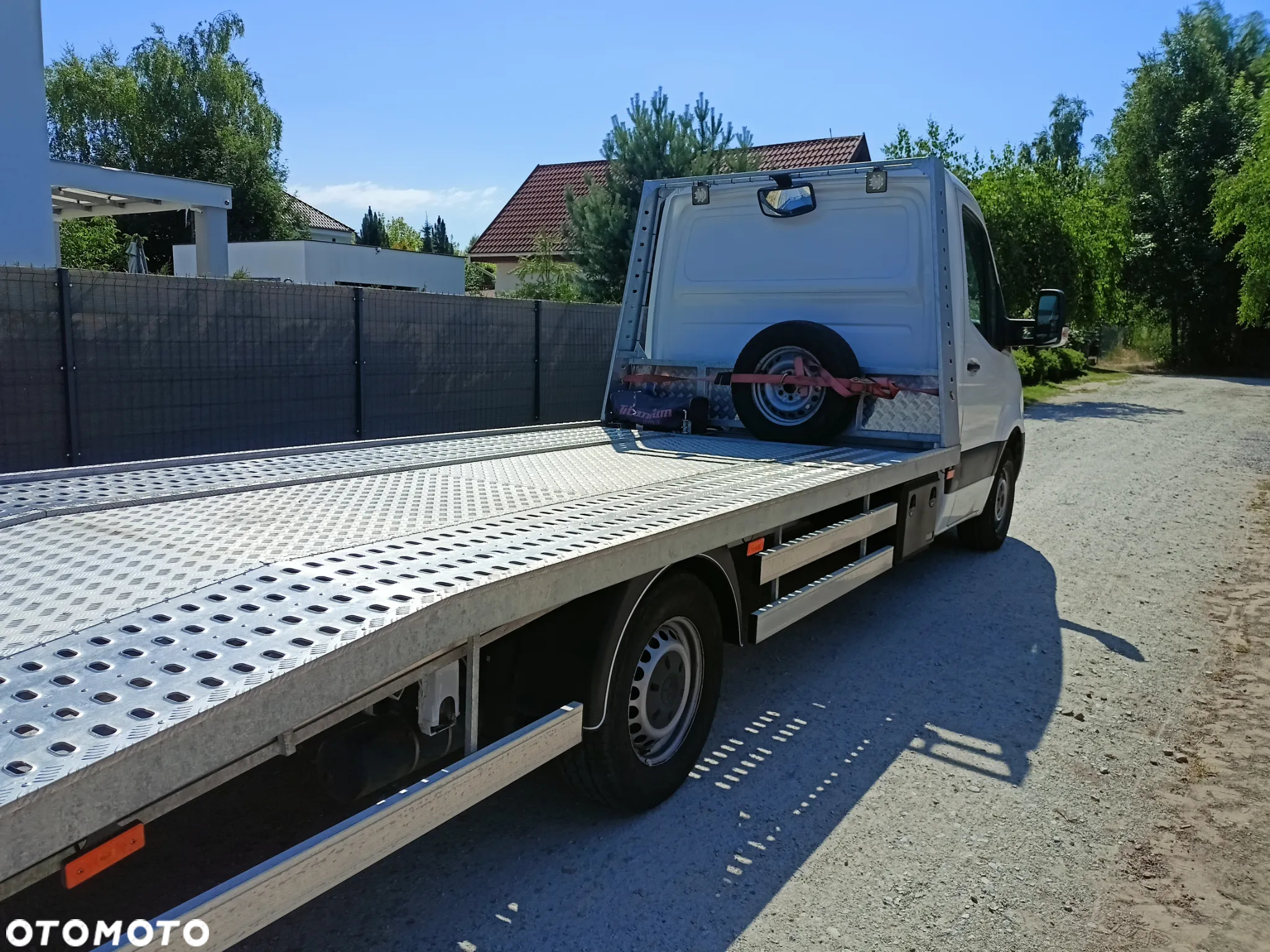 Mercedes-Benz Sprinter - 7
