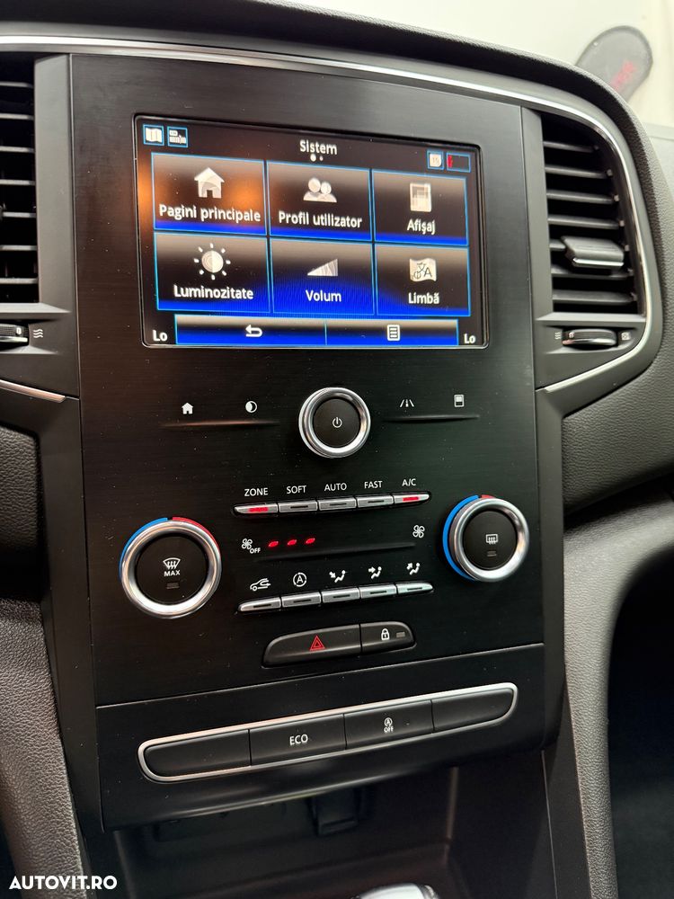 Renault Megane BLUE dCi 115 EDC BUSINESS EDITION - 9