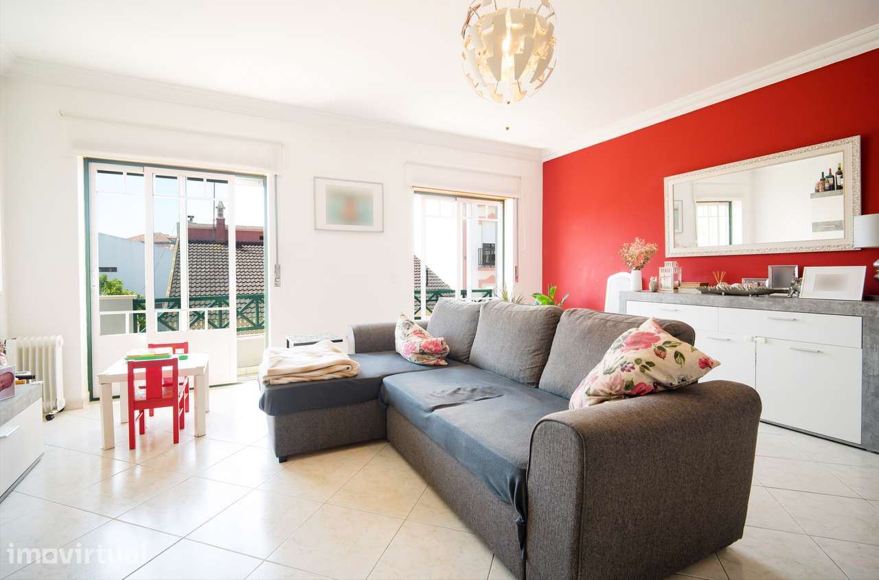 Apartamento T2 com lugar de garagem e arrecadação no Bombarral - Grande imagem: 3/28