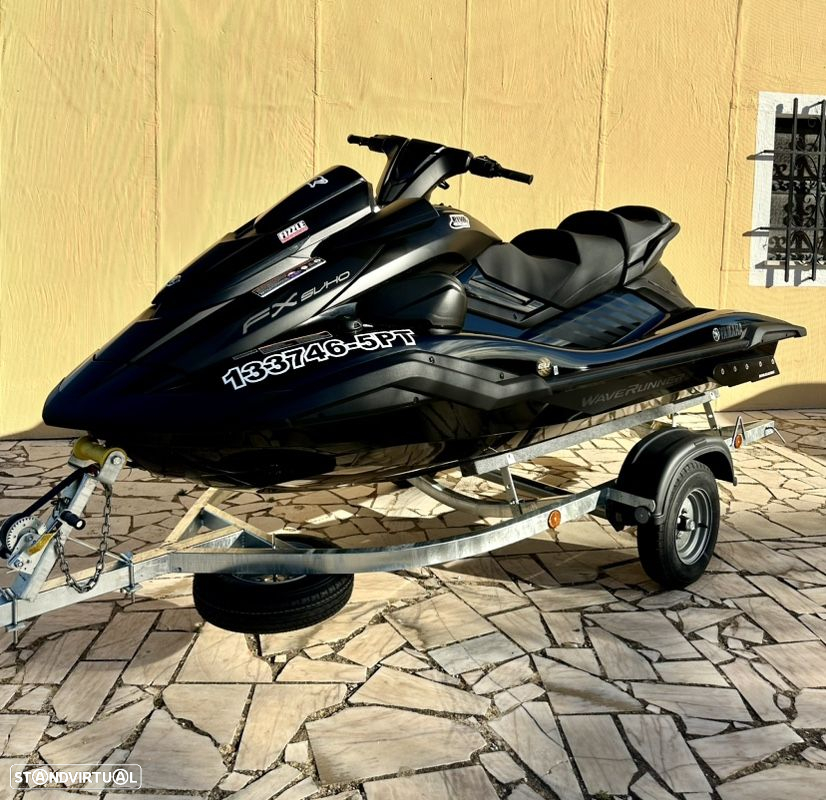 Yamaha FX Cruiser SVHO - 2
