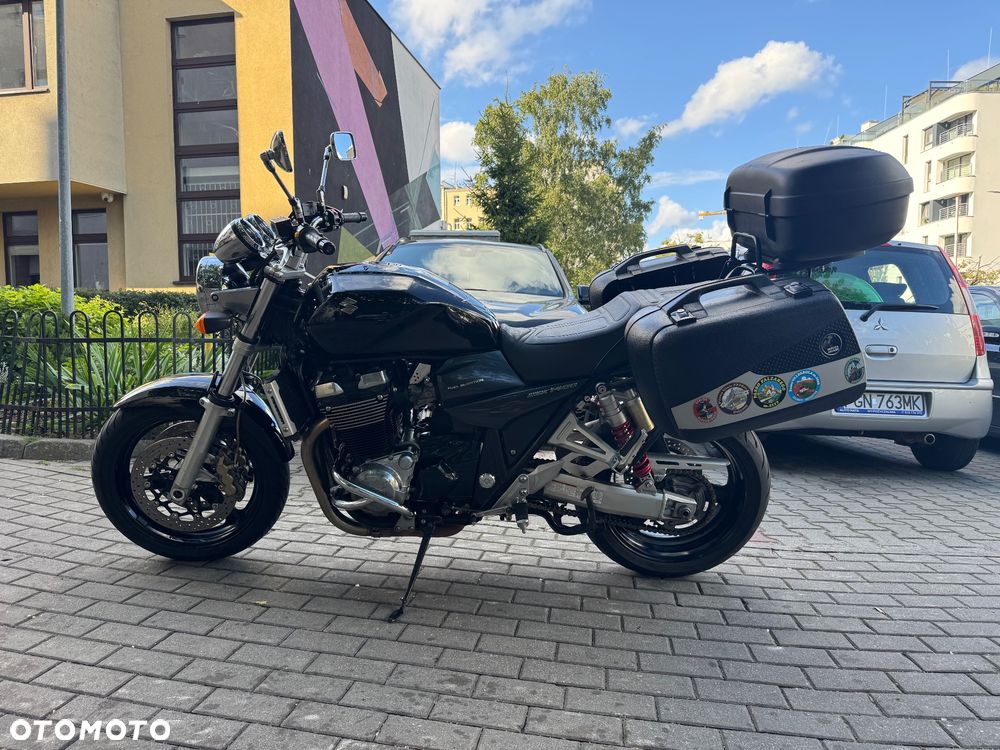 Suzuki GSX - 1