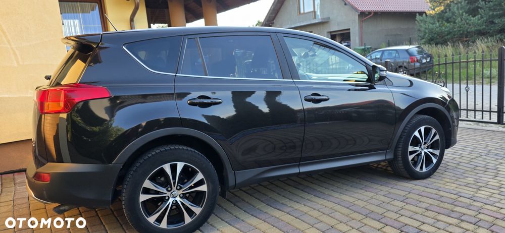 Toyota RAV4 2.0 D-4D Premium - 8
