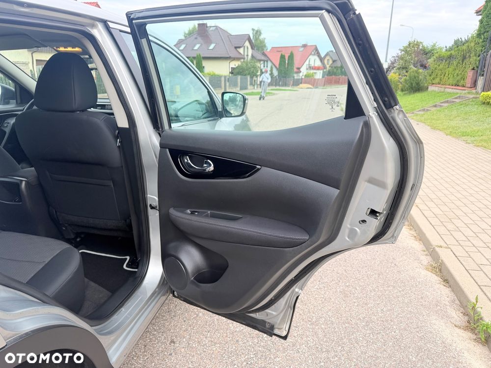 Nissan Qashqai - 14
