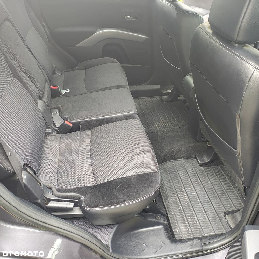 Mitsubishi Outlander 2.0 2WD Edition - 20