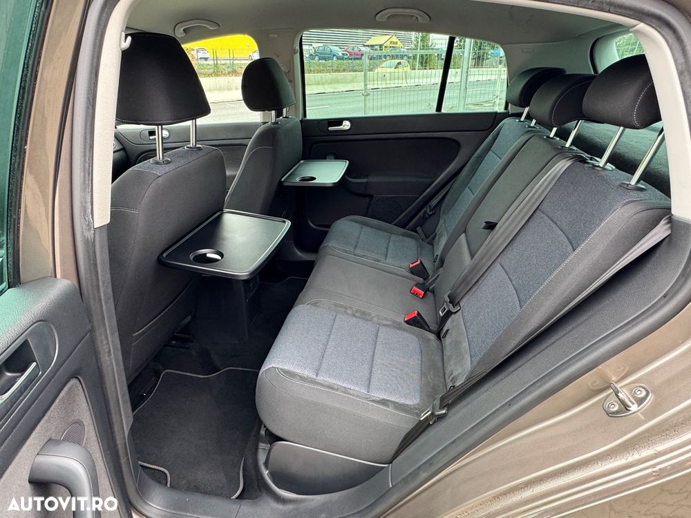 Volkswagen Golf Plus - 31