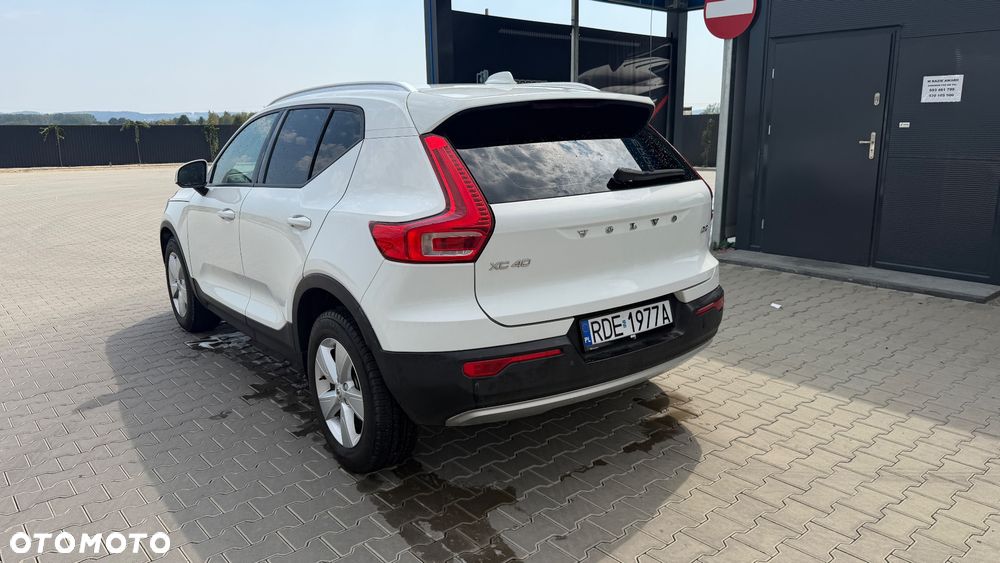 Volvo XC 40 D3 Momentum Pro - 4