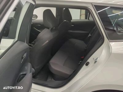 Toyota Corolla - 7