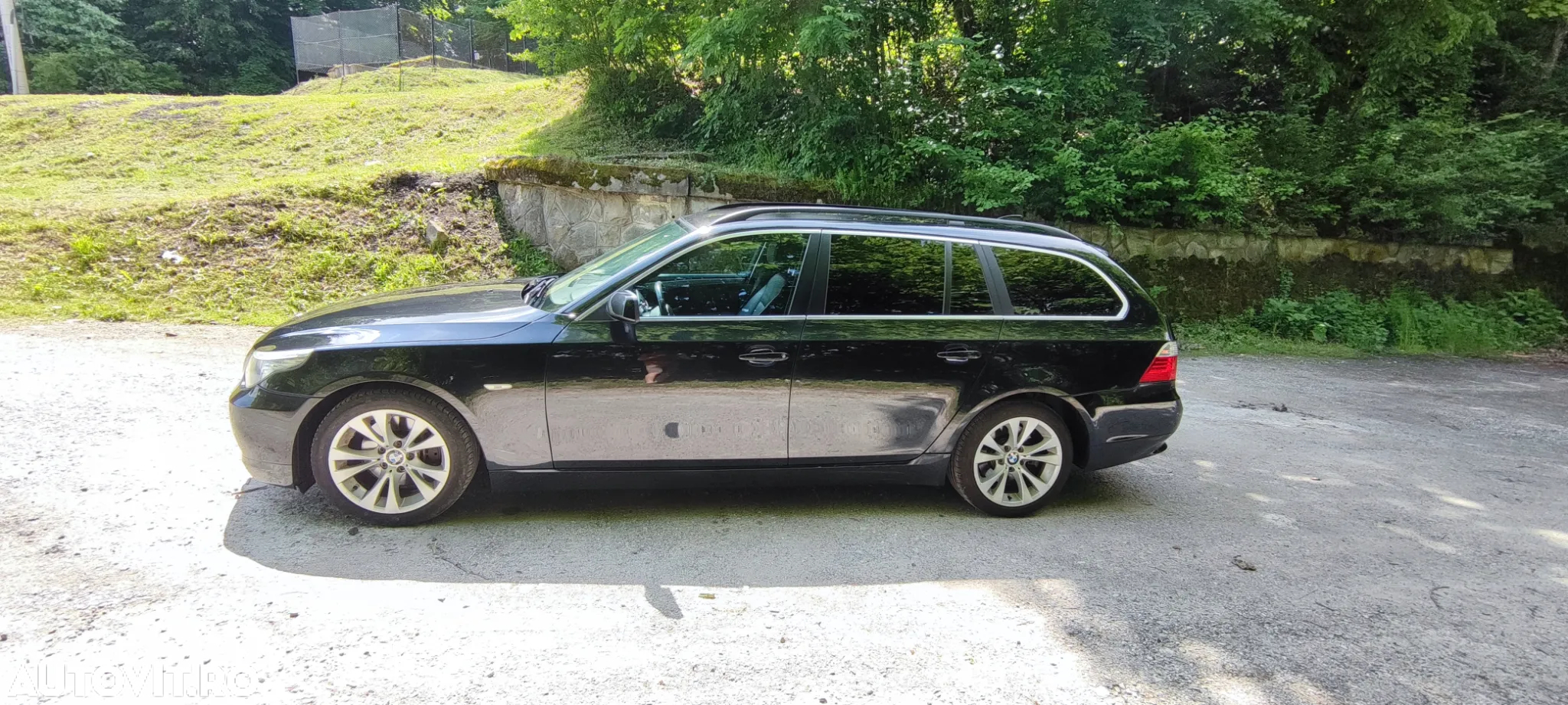 BMW Seria 5 520d Touring Aut. Special Edition - 6