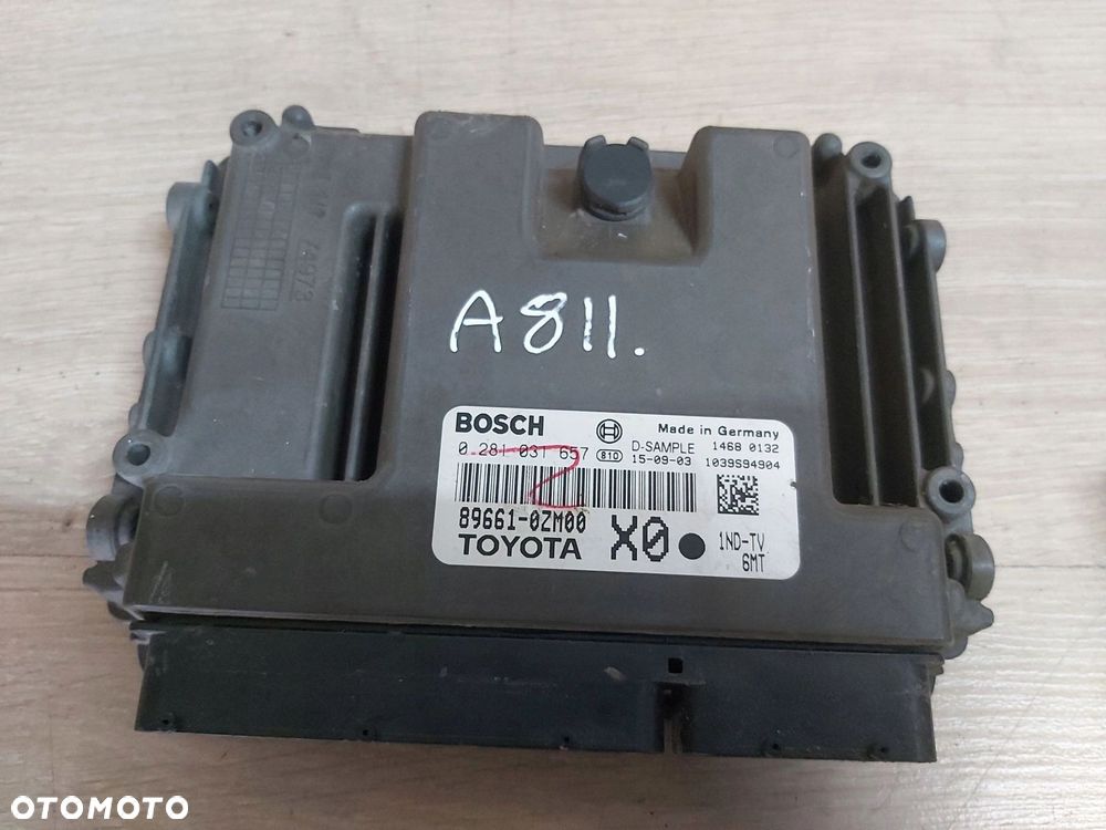 Toyota Auris II 1,4 d4d Komputer zestaw odpalenia kluczyk stacyjka immo - 2