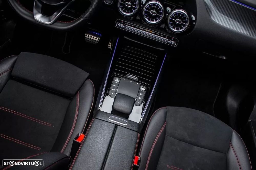 Mercedes-Benz GLA 250 e AMG Line - 37