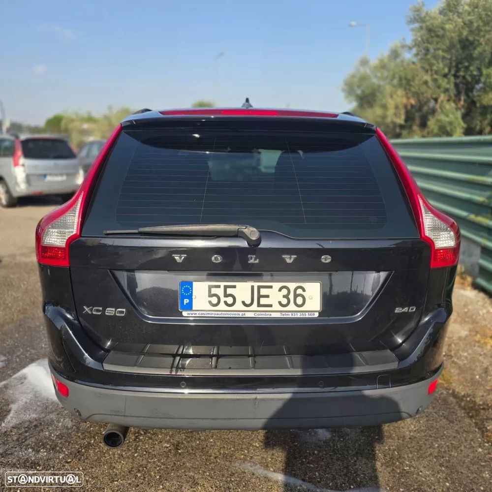Volvo XC 60 2.4 D Momentum Geartronic - 2