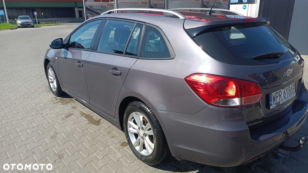 Chevrolet Cruze - 4