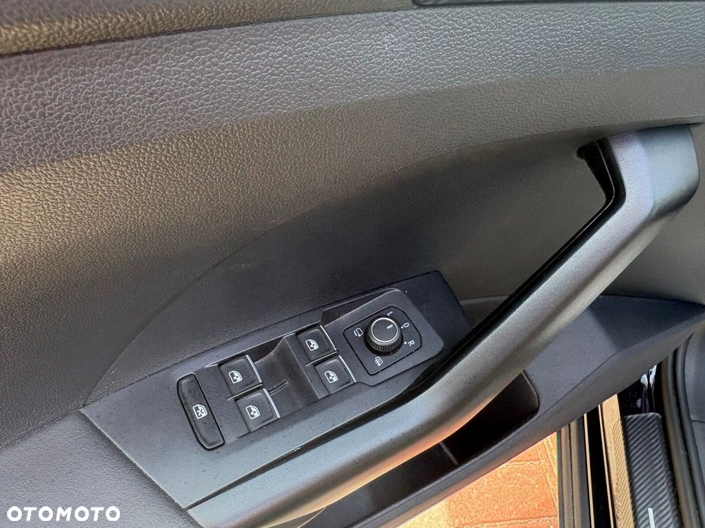 Volkswagen T-Cross 1.0 TSI Style - 11