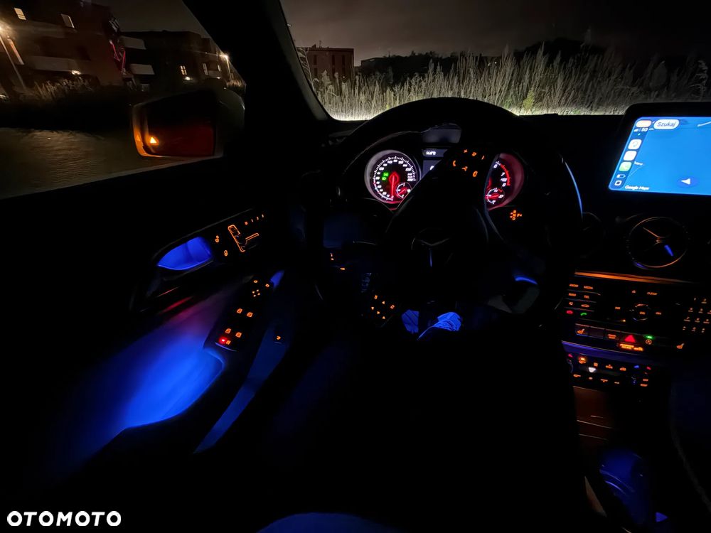 Mercedes-Benz CLA 250 4-Matic - 21