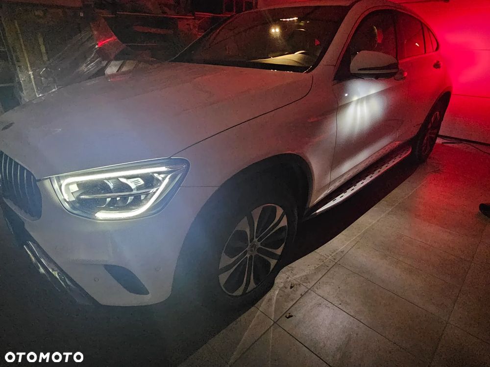 Mercedes-Benz GLC 300 de 4Matic 9G-TRONIC Exclusive - 5