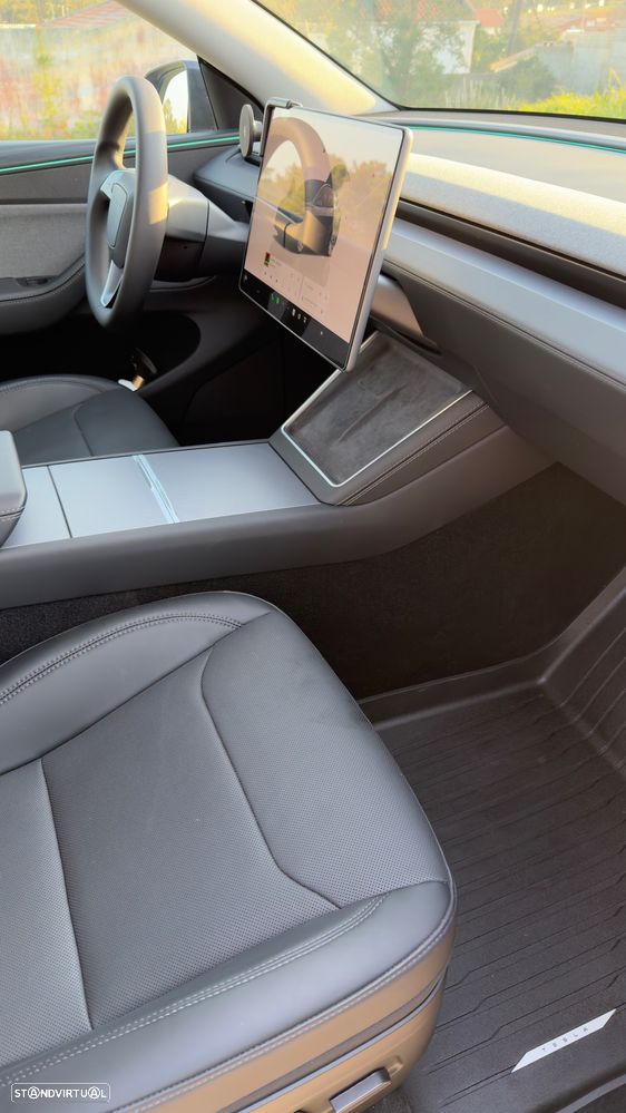 Tesla Model Y Tração Traseira - 10