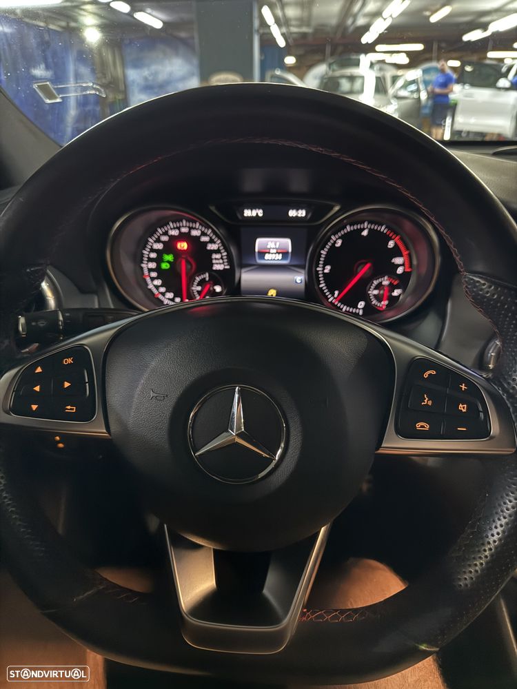 Mercedes-Benz CLA 180 d Shooting Brake AMG Line - 4