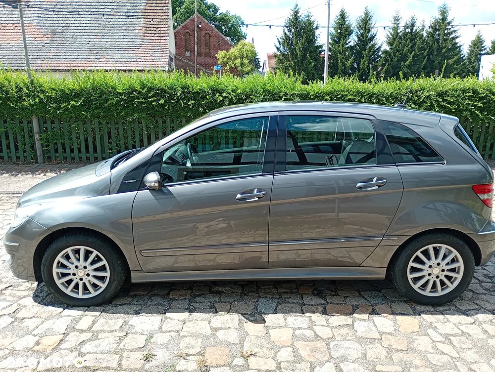 Mercedes-Benz Klasa B 150 Special Edition - 16