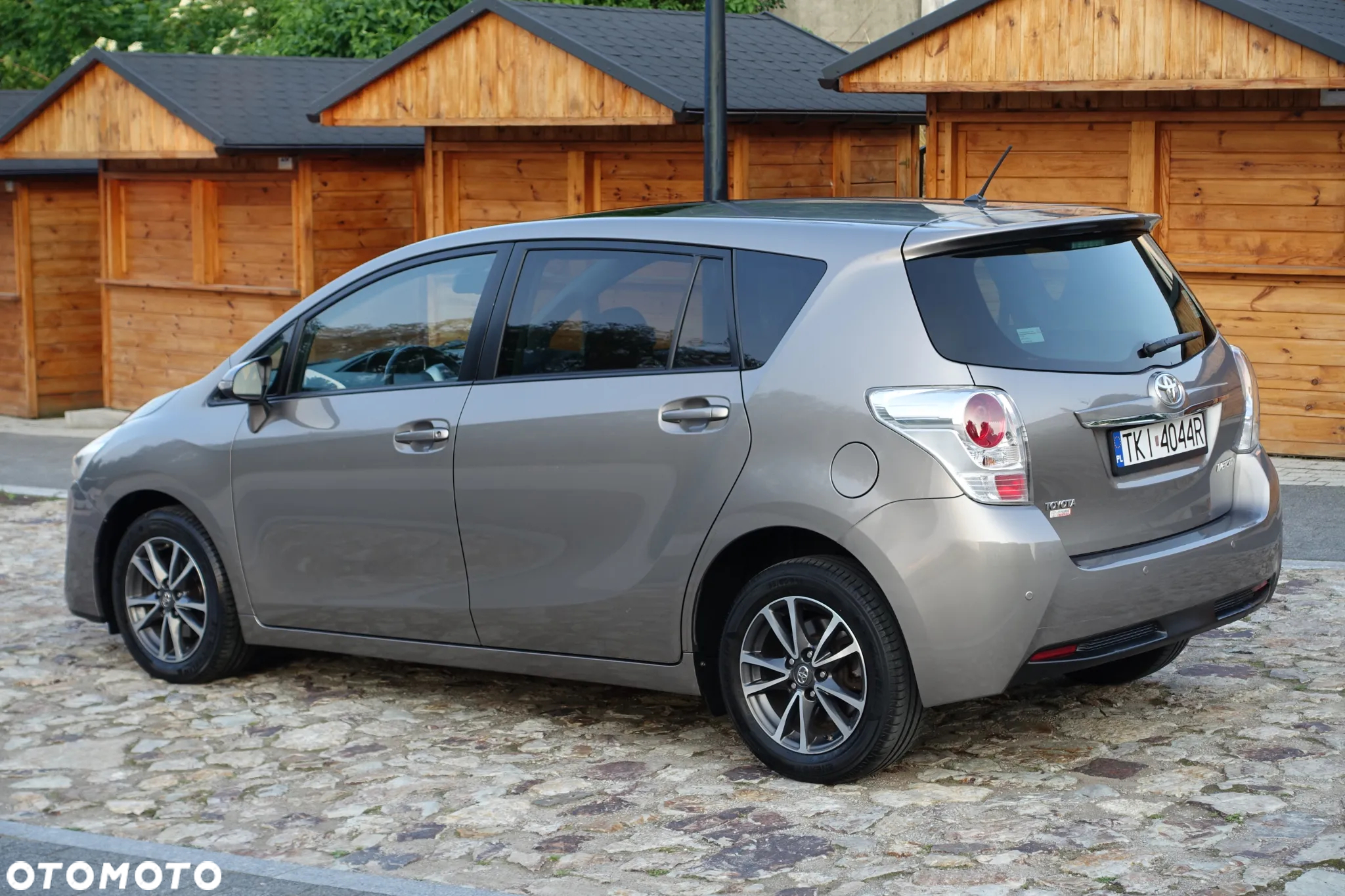 Toyota Verso 1.6 D-4D Premium - 4