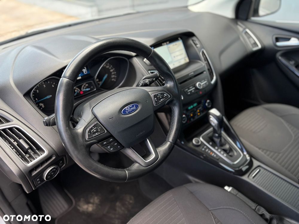 Ford Focus 2.0 TDCi DPF Start-Stopp-System Titanium - 17