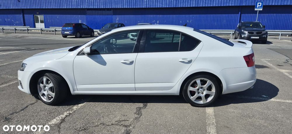 Skoda Octavia 2.0 TDI RS DSG - 13