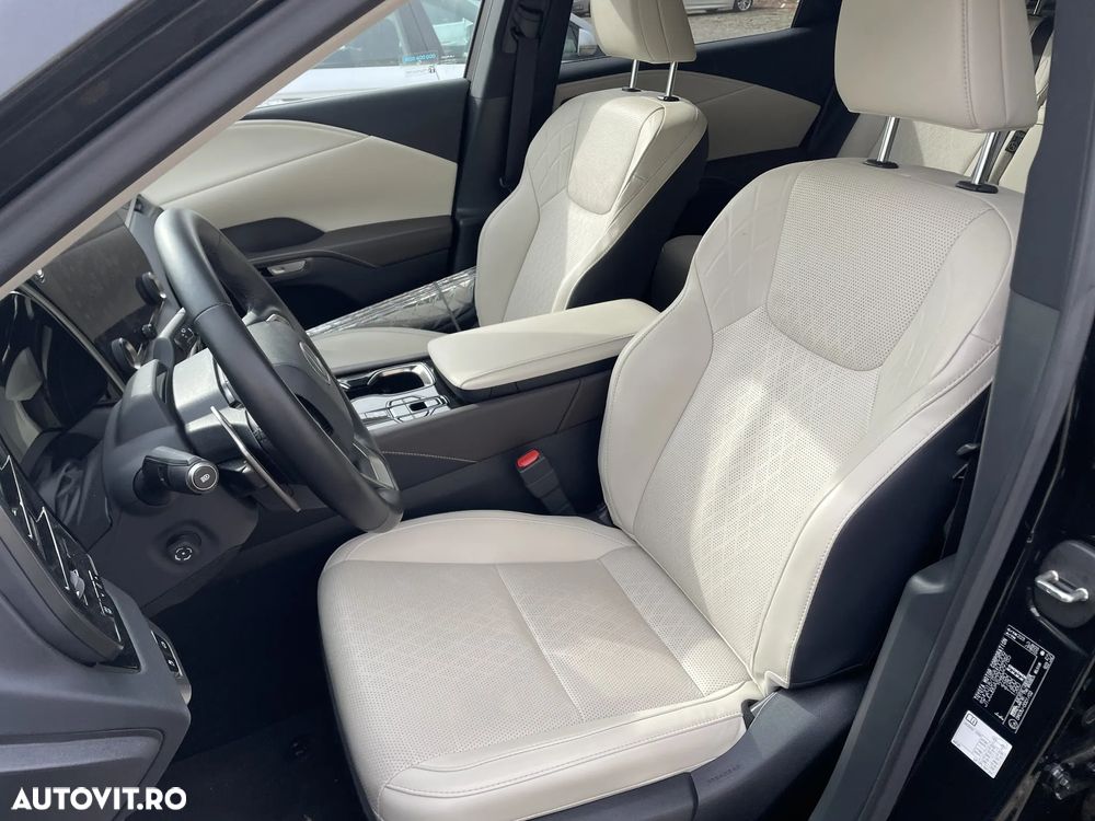 Lexus Seria RX - 14