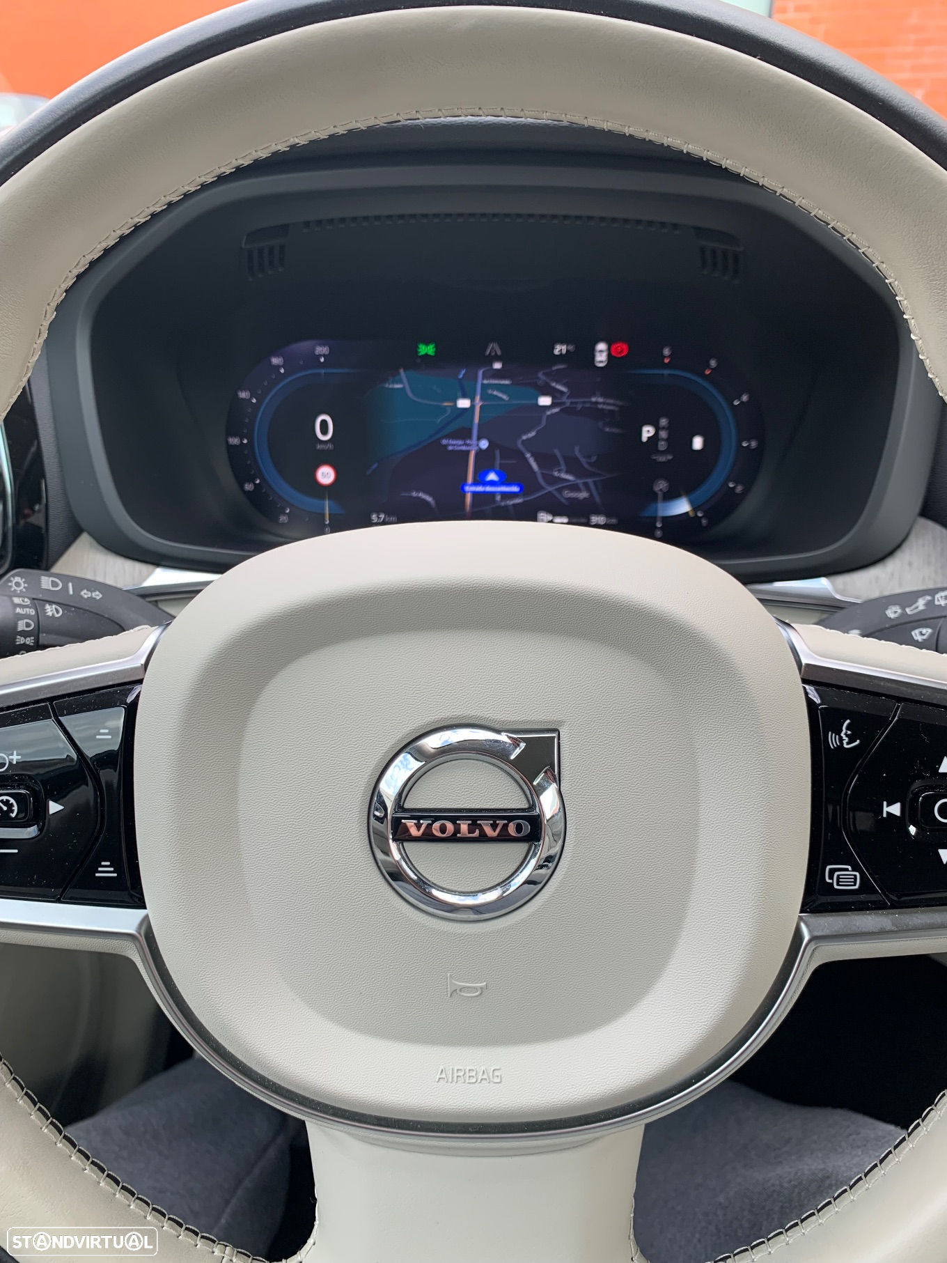 Volvo XC 60 2.0 B4 Plus Bright - 3