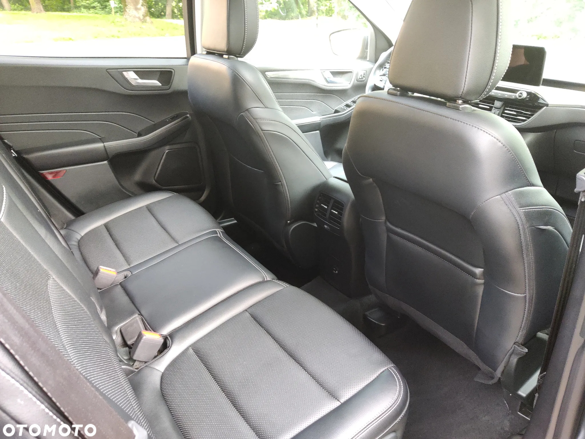 Ford Escape 2.0 EcoBoost AWD Titanium - 16