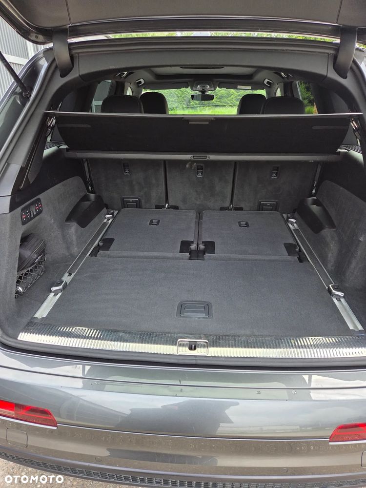 Audi Q7 - 17
