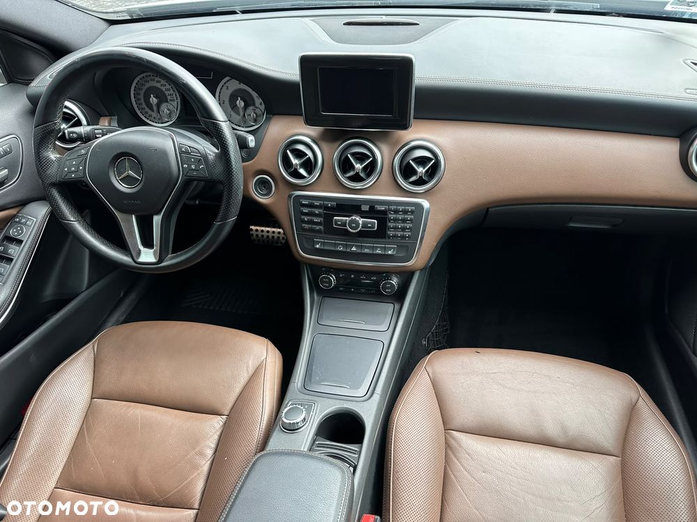 Mercedes-Benz Klasa A 180 CDI 7G-DCT AMG Line - 15