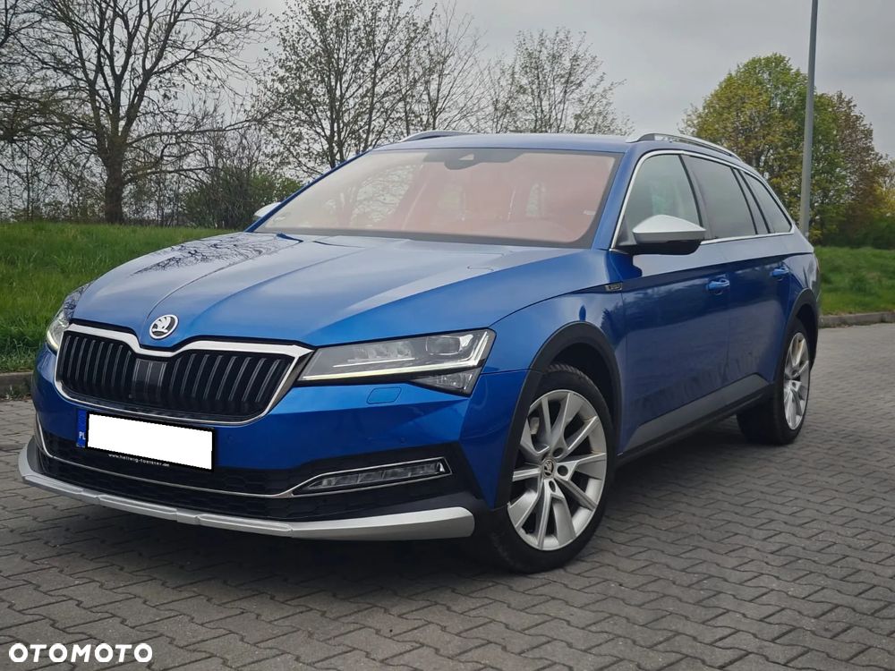 Skoda Superb 2.0 TDI 4x4 DSG Scout - 38