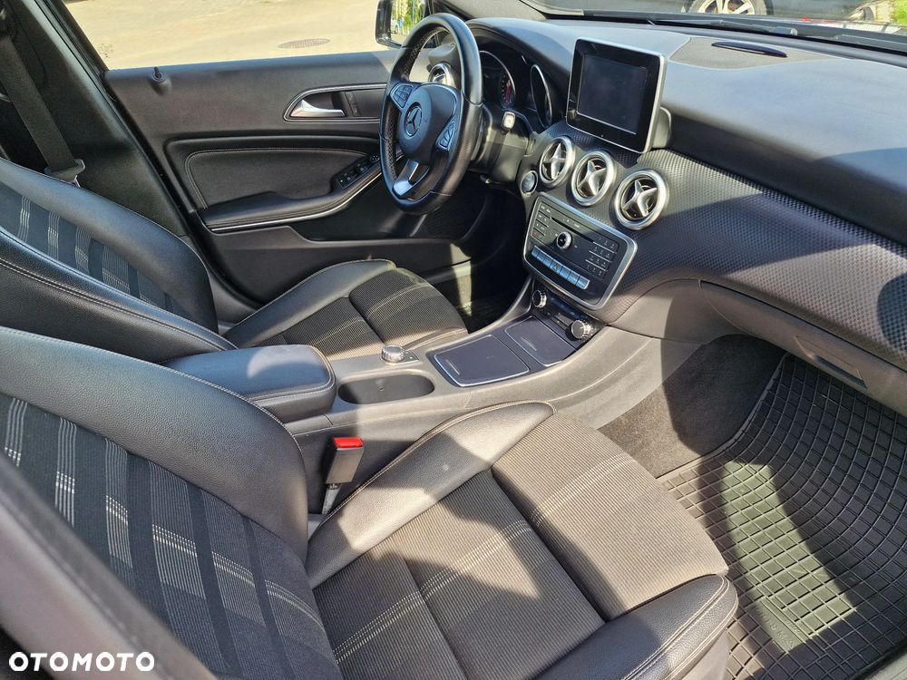 Mercedes-Benz Klasa A 180 d 7G-DCT - 35