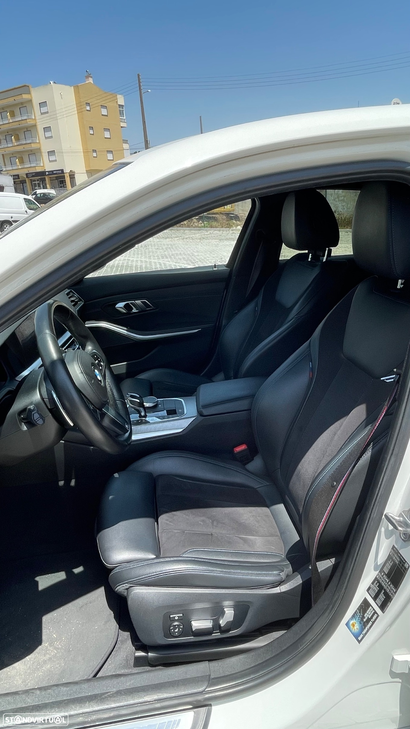 BMW 320 d Pack M Auto - 11