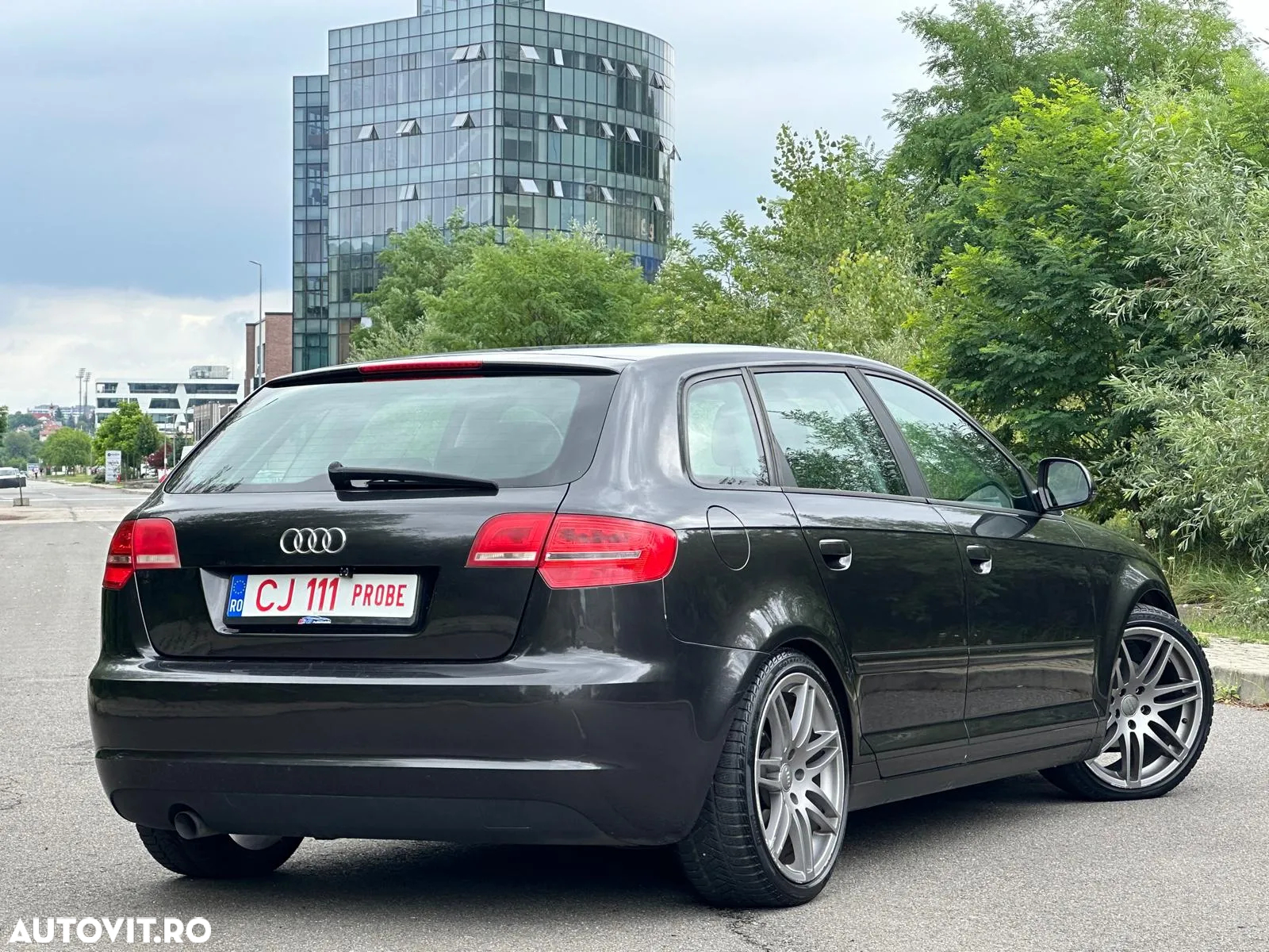 Audi A3 1.6 TDI Sportback S tronic Ambiente - 3