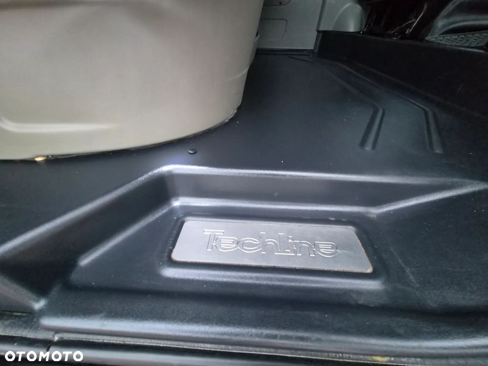 Renault Trafic - 28