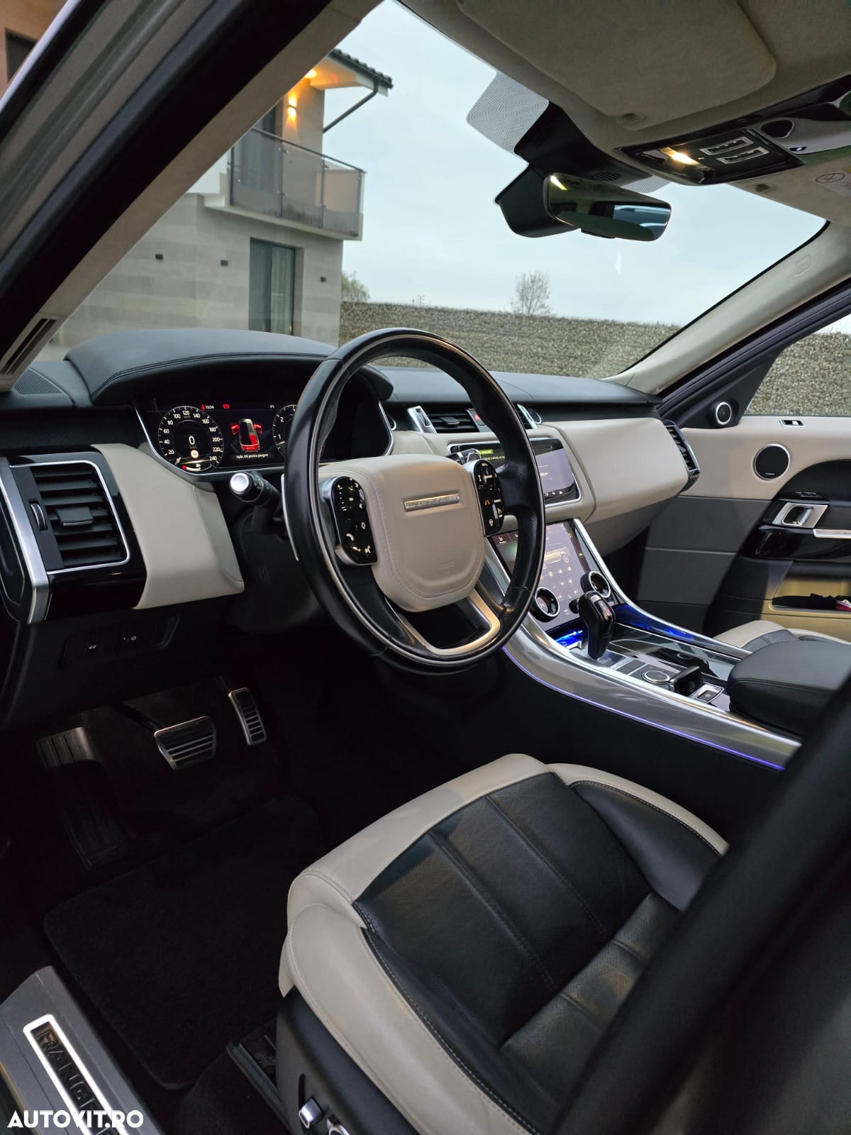 Land Rover Range Rover Sport - 19